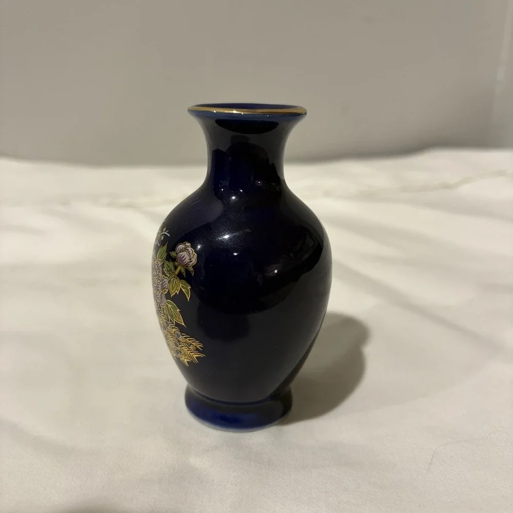 Small Vintage‎ Cobalt Blue Peacock Vase with Florals & Gold Accents 4